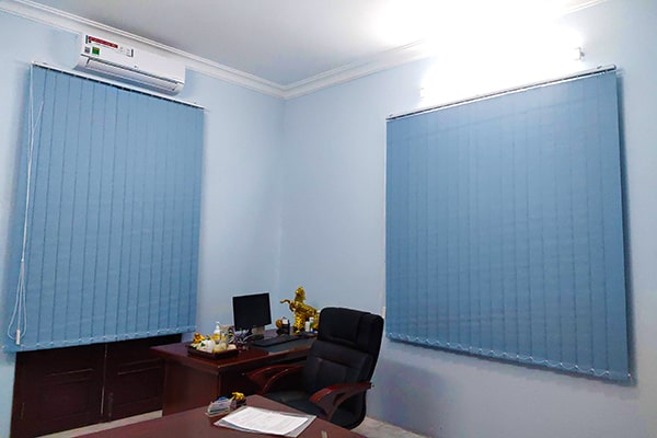 rèm lá dọc văn phòng 
